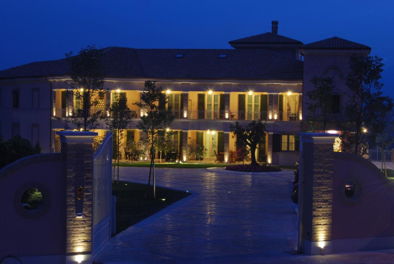 Incantea Resort Tortoreto Exterior foto